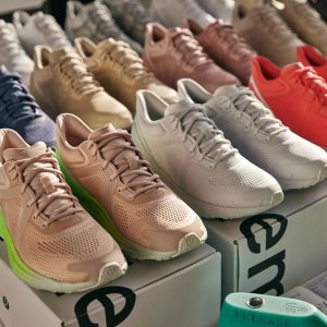 lululemon shoes pallets 300x300 1.jpeg