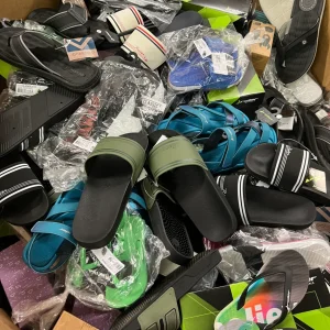 flip flops and sandals 300x300 1.webp